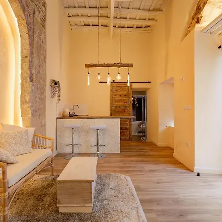 Private Spa In Kangen House Jerez Appartamento *